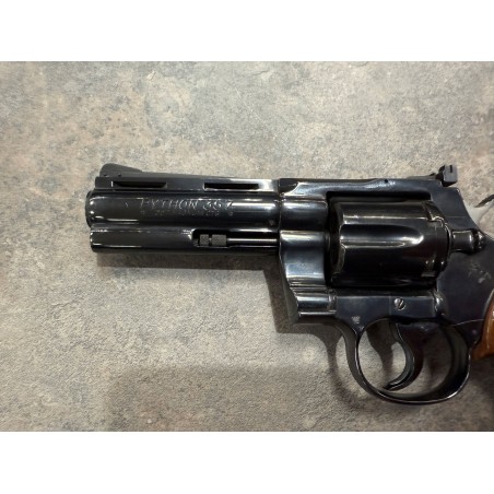 REVOLVER COLT PYTHON 357 MAGNUM 4 "